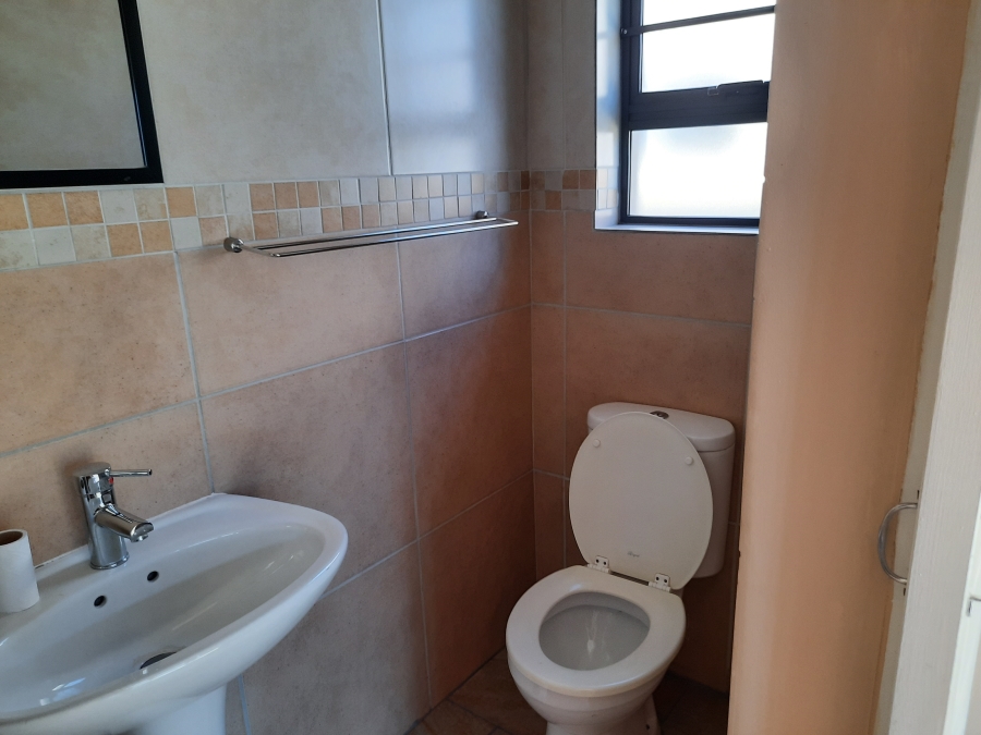 3 Bedroom Property for Sale in Buh Rein Estate Western Cape
